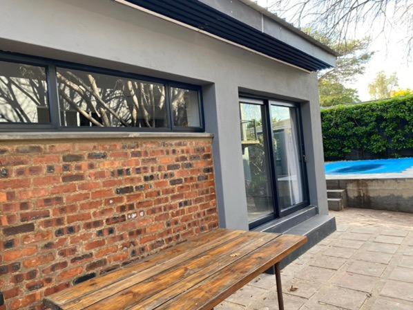 46 On Allcock Guest Apartment & Luxury Room Pretoria-Noord Zewnętrze zdjęcie